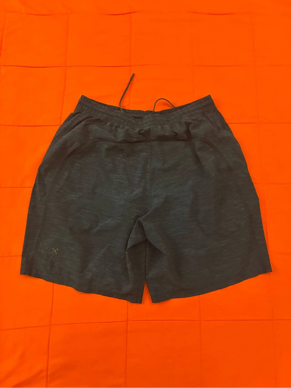 Lululemon Shorts Mens Large Blue Stretch Perform Athleisure Yoga